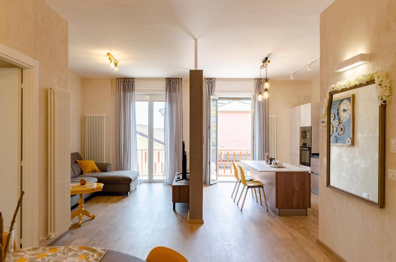Joivy Chic Chiavari Apt With 2 Spacious Terracesアパートメント エクステリア 写真
